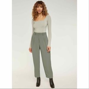 Aritzia Wilfred Carrot Pant - Basalt Grey, Size 2